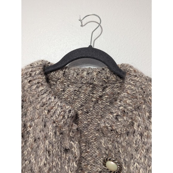 Wool Cardigan Pearl Gold Buttons, Glam Grandma Granniecore - Picture 4 of 4